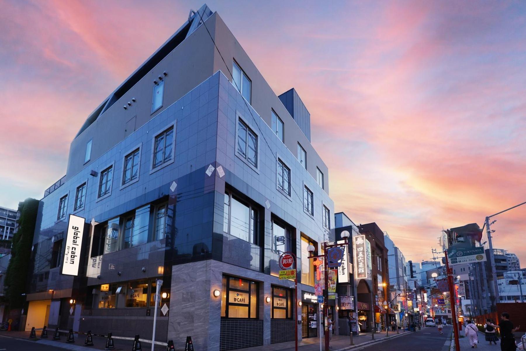 Global Yokohama Chukagai Capsule hotel