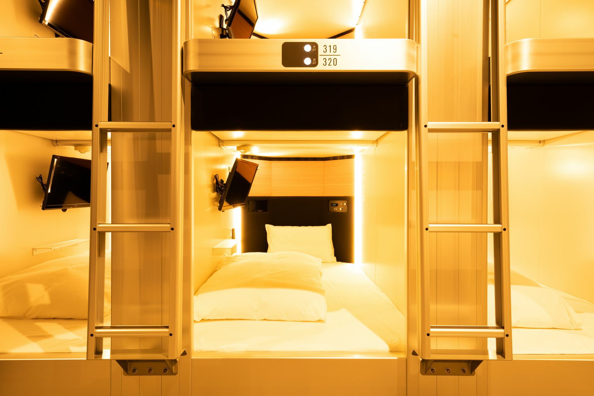 Capsule hotel Global Yokohama Chukagai Yokohama (Kanagawa)